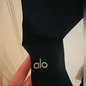 Alo black leggings.